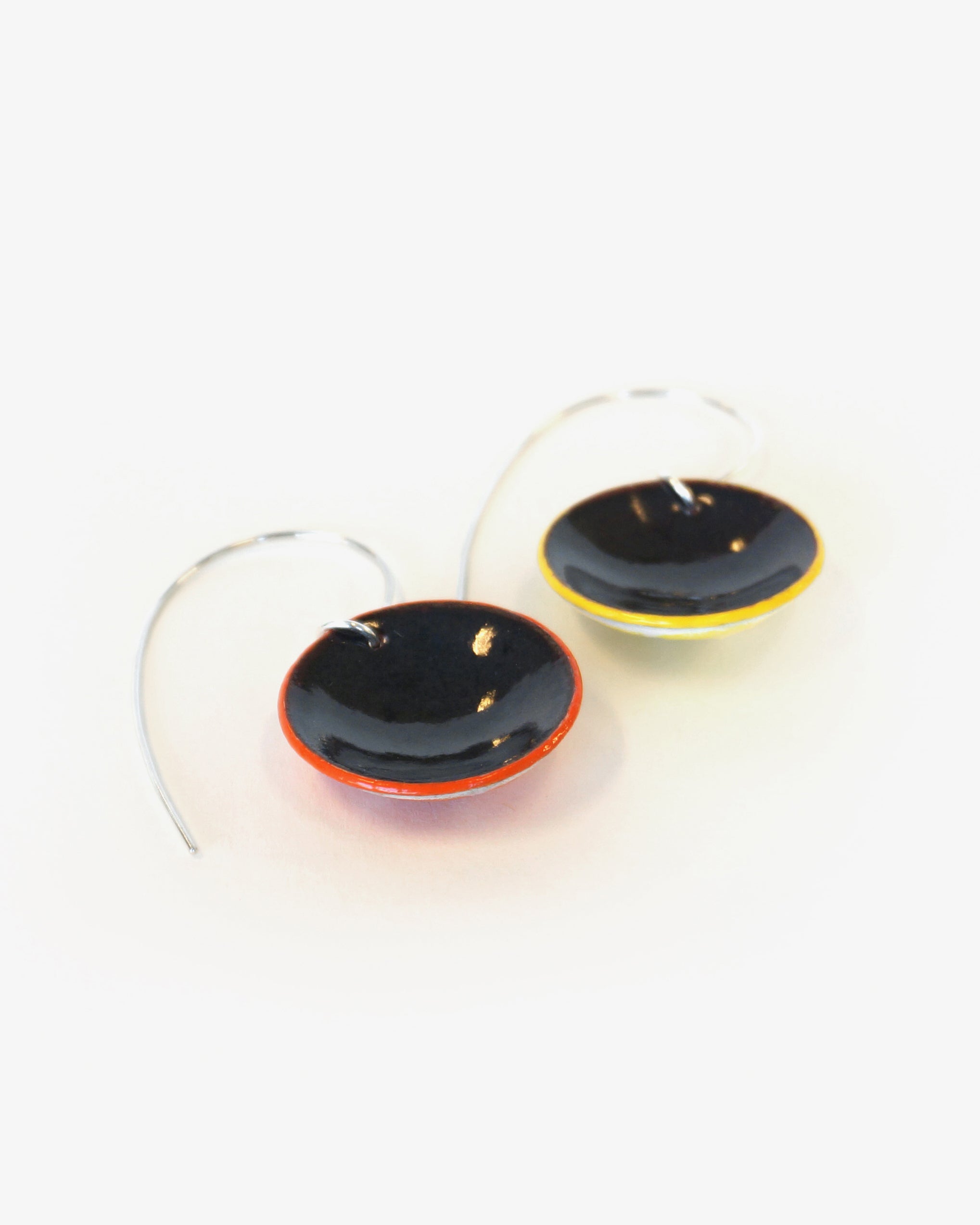 Vitamin C Earrings : Tint & Paint
